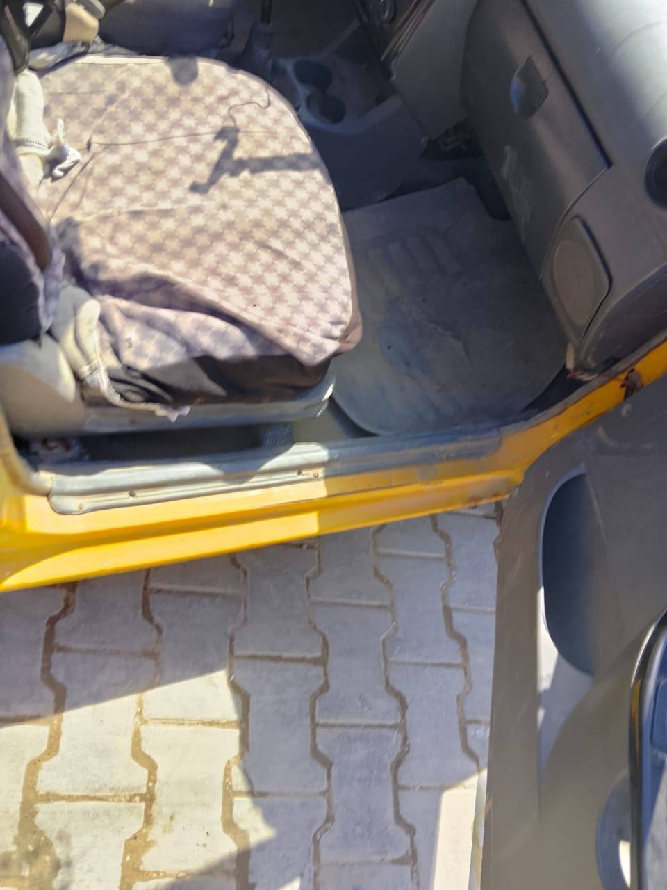 السلام عليكم 
سابيه موديل 12رقم صدامي نجف  مصفره مرور بس هيئه عليه شرط مداور رعيه بالنجف مكينه مكفوله كير مكفول حداديه مكفوله كهربئيات مكفوله تخم داير شواصي بيه فطور صغيره السعر 15وبيه مجال الشراي العنوان النجف الرضويه الخامسه هاتف ***********
