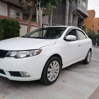 كيا سيراتو 2011 للبيع فول عده الفتحه سونار مرفق ويا الصور  مكينه شاد ج...