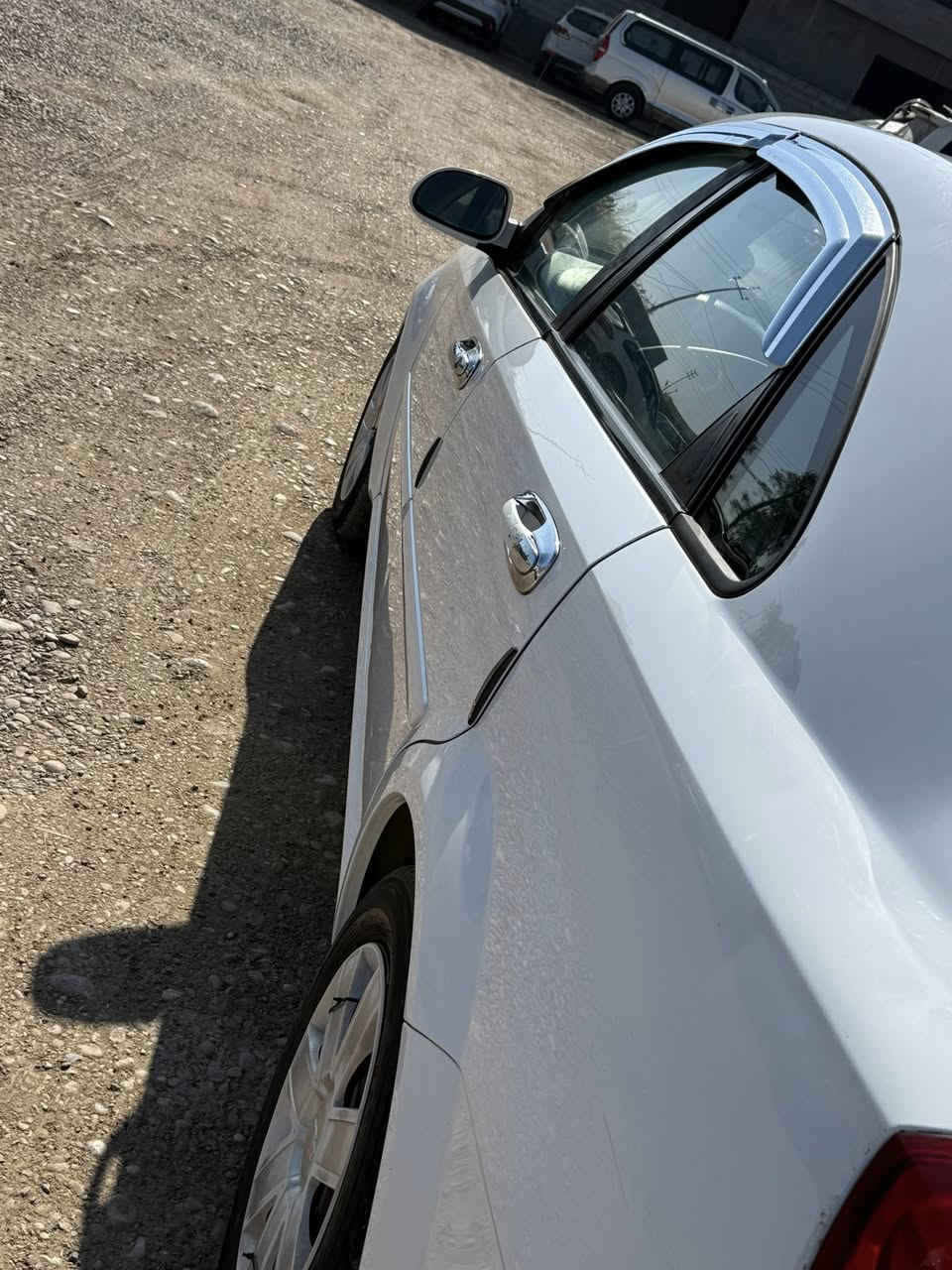 السلام عليكم
اوبترا 2011 للبيع او مراوس النترا او سيراتو 2014 

ضرر قطعتين ونص صبغ اثر شخوط بدون دواخل 
صدر 70 ./. 
كير محرك مكفولات 
السياره خير من الله 
السونار داخل المنشور 
المكان ديالى / بعقوبه 
السعر 75 وبيها مجال قليل للشراي 
***********
