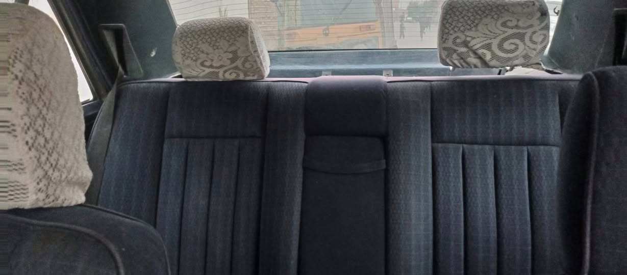 السلام عليكم اخوان مارسدس دب موديل 92 كير ومحرك بلاد  سته سلندر تخم تاير اخو الجديد كشنات كهرباء تنته شغاله كهربائيات كلها شغاله بيها ضربه جهت السايق معمره رقم بغداد سنويه صارلها شهر من انتهت مكان السياره ميسان ***********  سعر43
