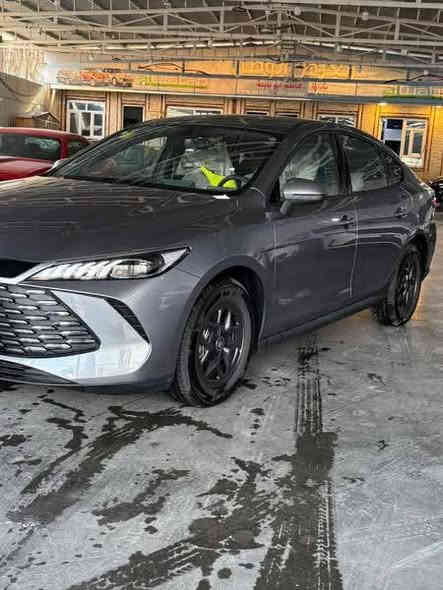 حبايب كلبي توفر
❤️ BYD SEAl  ❤️ 
عرض خاص وسعر بلاش ارخص سعر بالسوك كله 
  🔥 18,000,000🔥 د. ع وصافي بدون كلشي 

يعلن معرض الكريم  لتجارة السيارات 
عن توفر سيارة بي واي دي سيل 2025 زيرو ❤️
اليكم المواصفات
جن بلاص رصاصي 
انتبه السياره : هايبرد & بانزين & كهرباء يعني التفويله الوحده بانزين تمشيك 2100 كيلو
سعه التانكي 65لتر 

حجم المحرك 1.5

شاشه اصليه 

هند بريك كهرباء

دشبول شاشه ديجيتال

اوتو هولد

تشغيل عن بعد تحكمات مقود

اوامر صوتيه

منفذ طاقه

منافذ شحن

مقود جلد حياكه

دخول ذكي

3 وضعيات قيادة

اشاير بل مري

تتسع المقصورة ل 5 ركاب

المقاعد جلد

اناره داخليه LED

لد امامي LED

‏LED بك لايت

قطعتين تبريد 

مثبت سرعة

حجم الاطار 16

مانع تزحلق

شاحنه خلفية

كير كرستال

البطاريه ليثيوم الاقوى والاطول عمرا في عالم الهايبرد ملاحضه: جميع العده مالته موجوده 
السعر 💵💵  18,000,000, 💵💵 مليون دينار عراقي 
وصافي بدون دلالية وبدون كلشي  وتدللون علينه 
________________________________
أوقات الدوام من 11 صباحا الى 8 ليلا 
_________________________________

العنوان بغداد - الحبيبية - قرب ساحه وهران
☎️ للاتصال 
مؤمل /***********

ملاحضه : نضام نقد فقط
