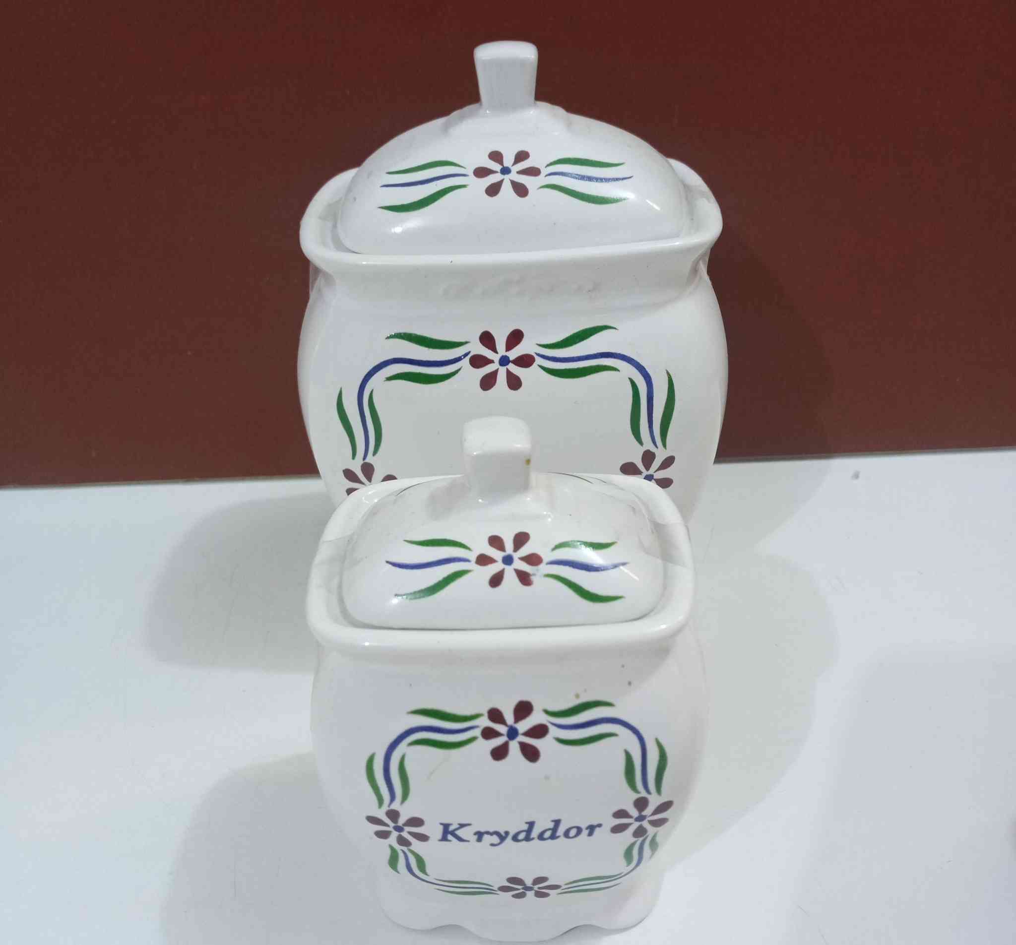 يالله🙏
جديد #أيفا2
طقم شكردان انكليزي 4 قطع
واحد كبير
و3 قطع صغير✅

توصيل داخل وخارج واسط🚘


**إذا كنت صاحب هذا الإعلان وتريد حذفه لأي سبب، رجاءا أرسل رسالة إلى الدعم الفني**