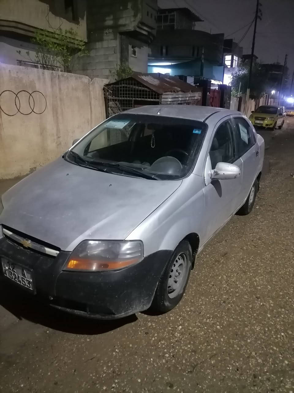 السلام عليكم افيو٢٠٠٦رقم انكليزي مابيها صبغ بس شويا بجاملغ خلف السايق مكينة شرط بسمي كاربون السعر ٤٥تبريد بس غاز، ***********
