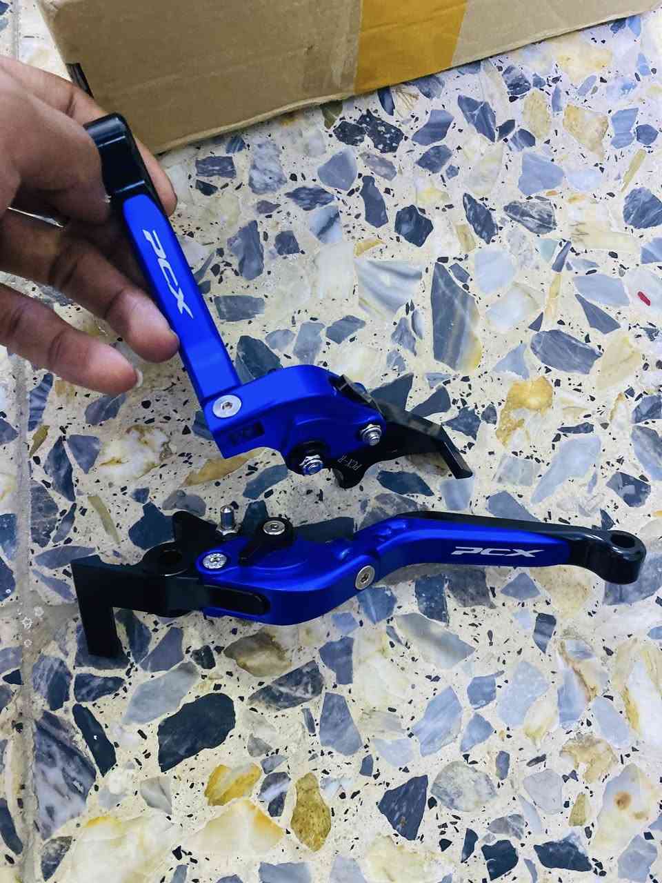 السلام عليكم تزويد pcx ازرك💙                                              يدات بريك ب40                                                                     يدات ب10
قطره وستد مرايات ب8
مكاني مدينة الصدر


**إذا كنت صاحب هذا الإعلان وتريد حذفه لأي سبب، رجاءا أرسل رسالة إلى الدعم الفني**