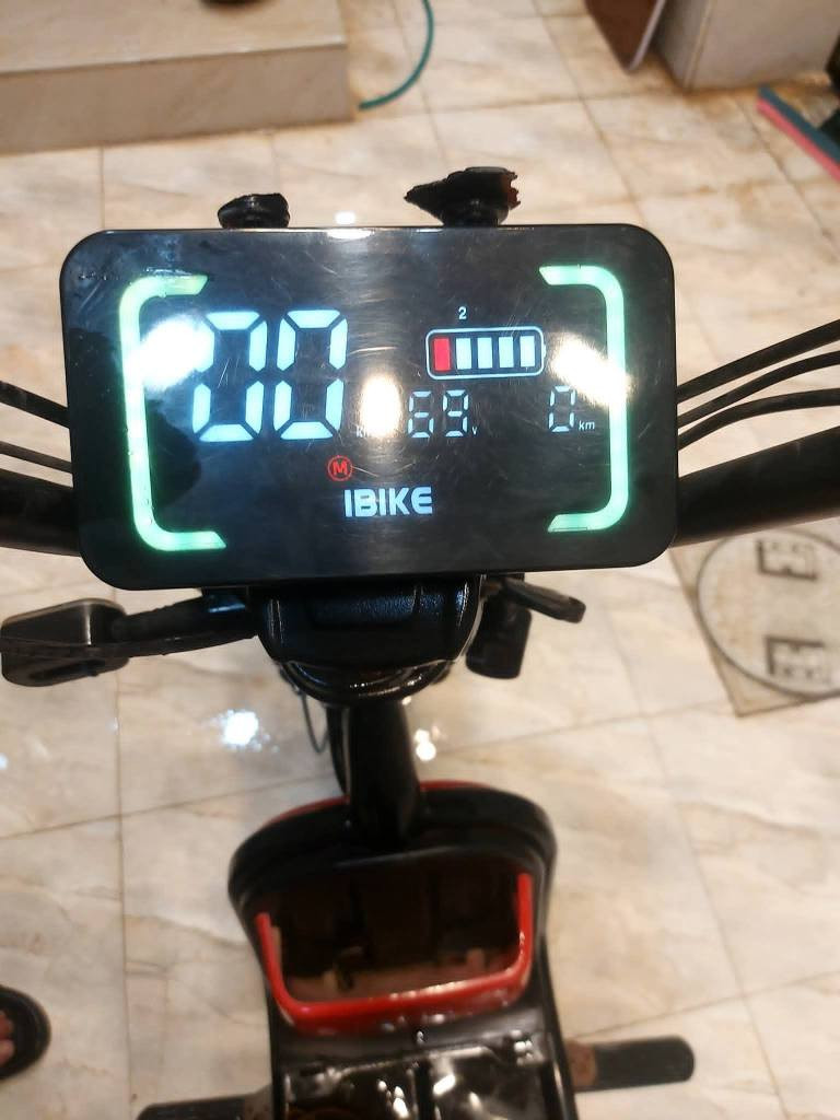 دراجة علشحن نقص بطاريات اطارات جديدة بريكات جديدة شاحنة اصلية كهربائيات كلها شغالة دراجة نظيفة الامرايات الجانبية والبايدرات موجودات كوت الكفاءات بستان الجلبي *********** دهل اوران, واسط
