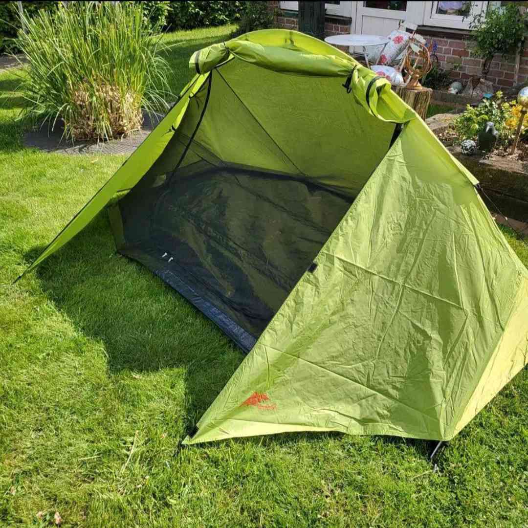 خيمه سعر 45الف
وزن خفيف و قماش اصلي 
خيمه ماكه و ليس عادي 
مكاني كركوك 
***********
