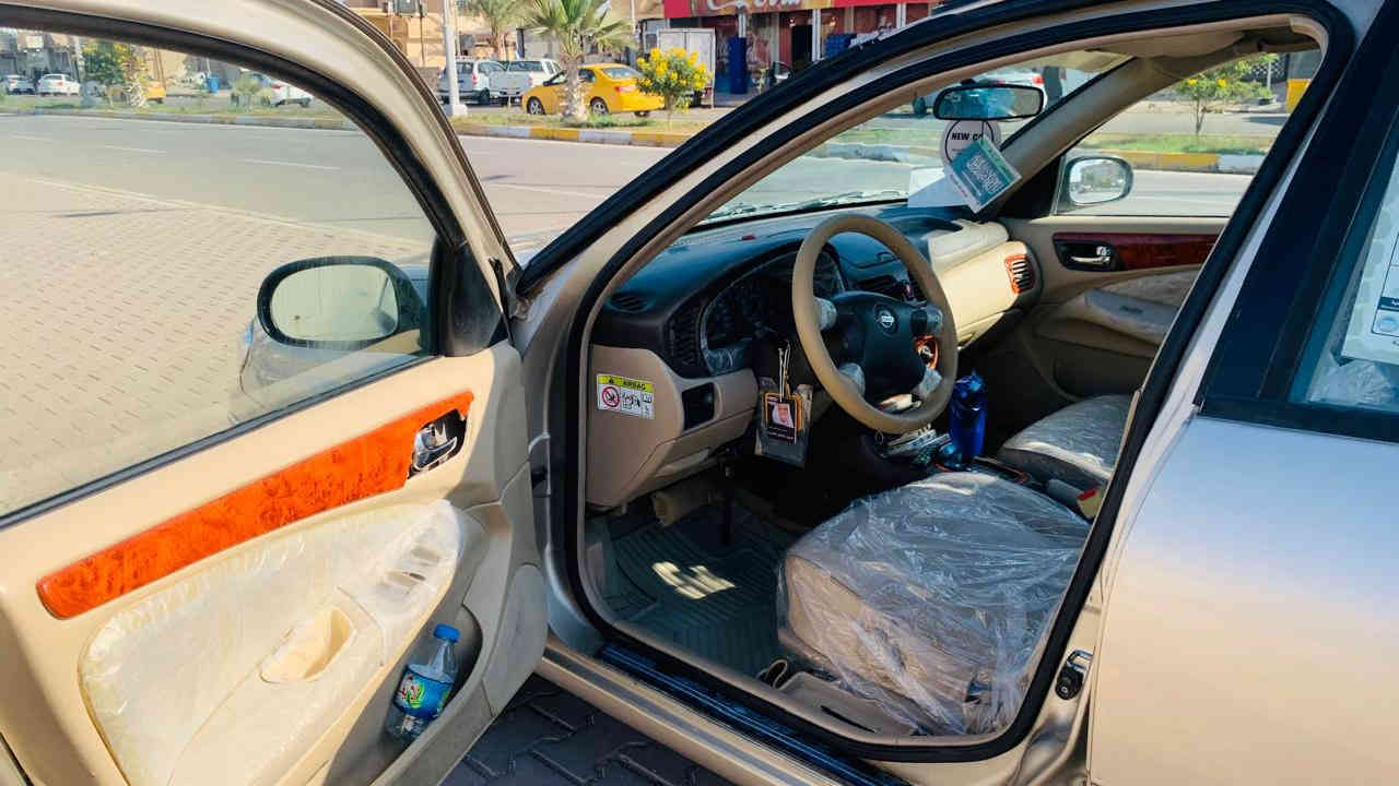 سلام عليكم للبيع 
نيسان سني 
موديل 2002
المواصفات⬇️
الون ذهبي 
محرك اسود
گير اوتماتيك بلاد
كلين كفاله عامه بس بيها شبر بل دوسه السايق
تدفئه تبريد 
رقم بغداد الجديد دولي  بسمي 
جام كهرباء 
كهربائيات حداده صدر كلها بلادي 
داخل ملكي مطعم بصاج 
بردات سلايد بل بطانه 
تخم تاير جديد 
وسبير ما نازل ابد.
السياره احلى من الصوره 
للاستفسار الاتصال 
***********
***********
سيد محمد المولى
@highlight
