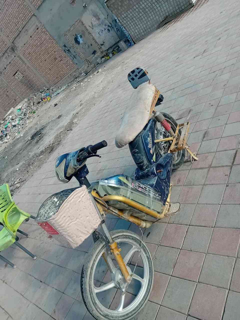 موطور شحن مثل ما واضح بل صور السعر 130 بطاريات نص عمر ***********
***********
