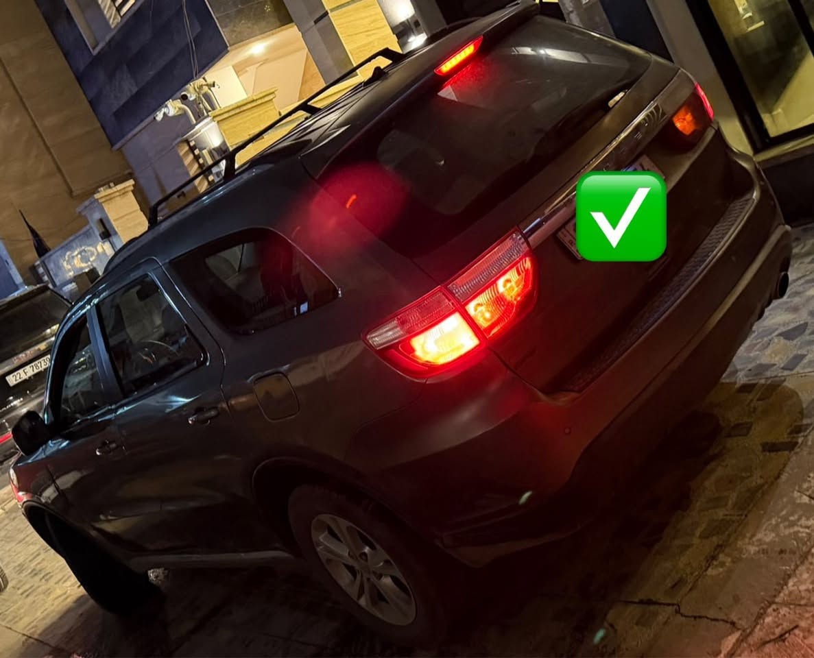 دورنكو ٢٠١٢ رقم بغداد الدولي جديد سنويه وأرقام جدد بسمي تحويل ثاني يوم سياره حلوه وجاهزه محرك ٦ سلندر ٣٦٠٠ سياره مواصفاتها جنطه كهرباء ٧ اراكب ويل كب ٣ قطع تبريد شاشه كامره تبريد ثلاج ترأيها كلش حلو بيها قطع صبخ 
مكان السياره بغداد 
عارضها ب ١٠٧ وبيها مجال لشراي 
***********
