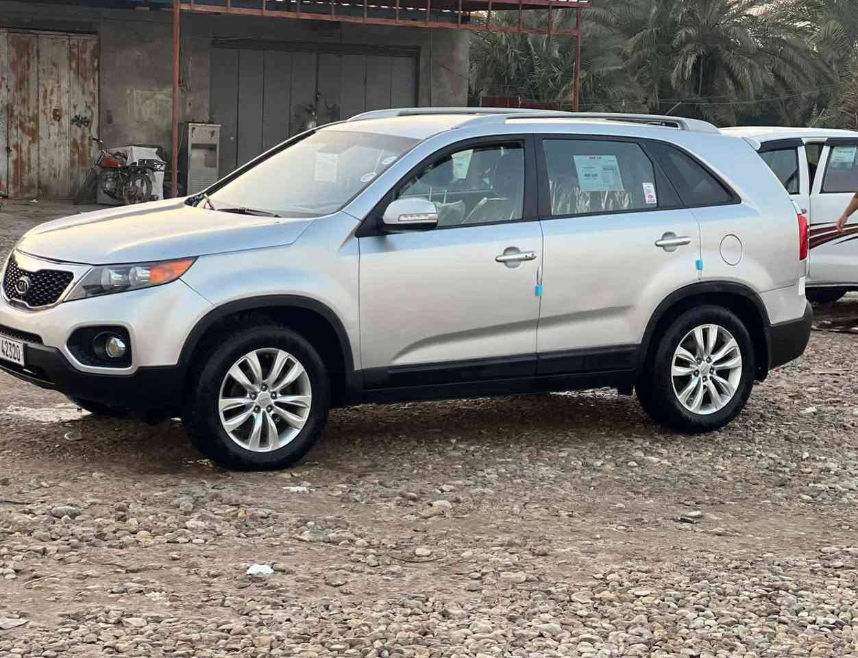 سورنتو 2013 كاز اصل 4سلندر سوبر
#فول_مواصفات_عده_الفتحه
#ادوات_ادوات_كصه_جنطه
رقم ديالى انكليزي  وسنويه ع رقم الشاصي
دك حاسبه وين ميعجبك شرط
كير محرك حداديه بالكارتون. 
كشنات جلد كهربائي. حساسات خلفي 
ايكو قافل السرعة 
شفط مرئي اشاير مرئي تحكم ستيرن 
#تبريد_كهربائيات_كلهن_شغالات
سياره جاهزه وبيه حصة كاز 
تخم تاير جديد
#بصمه_تشغيل_وفتح_ابواب 
3قطع تبريد
7راكب 
سياره مال جناي ماتصرف عليه ربع 
#السعر_60_وبيه_مجال_للشراي
المكان ذي قار 
للاتصال ***********
