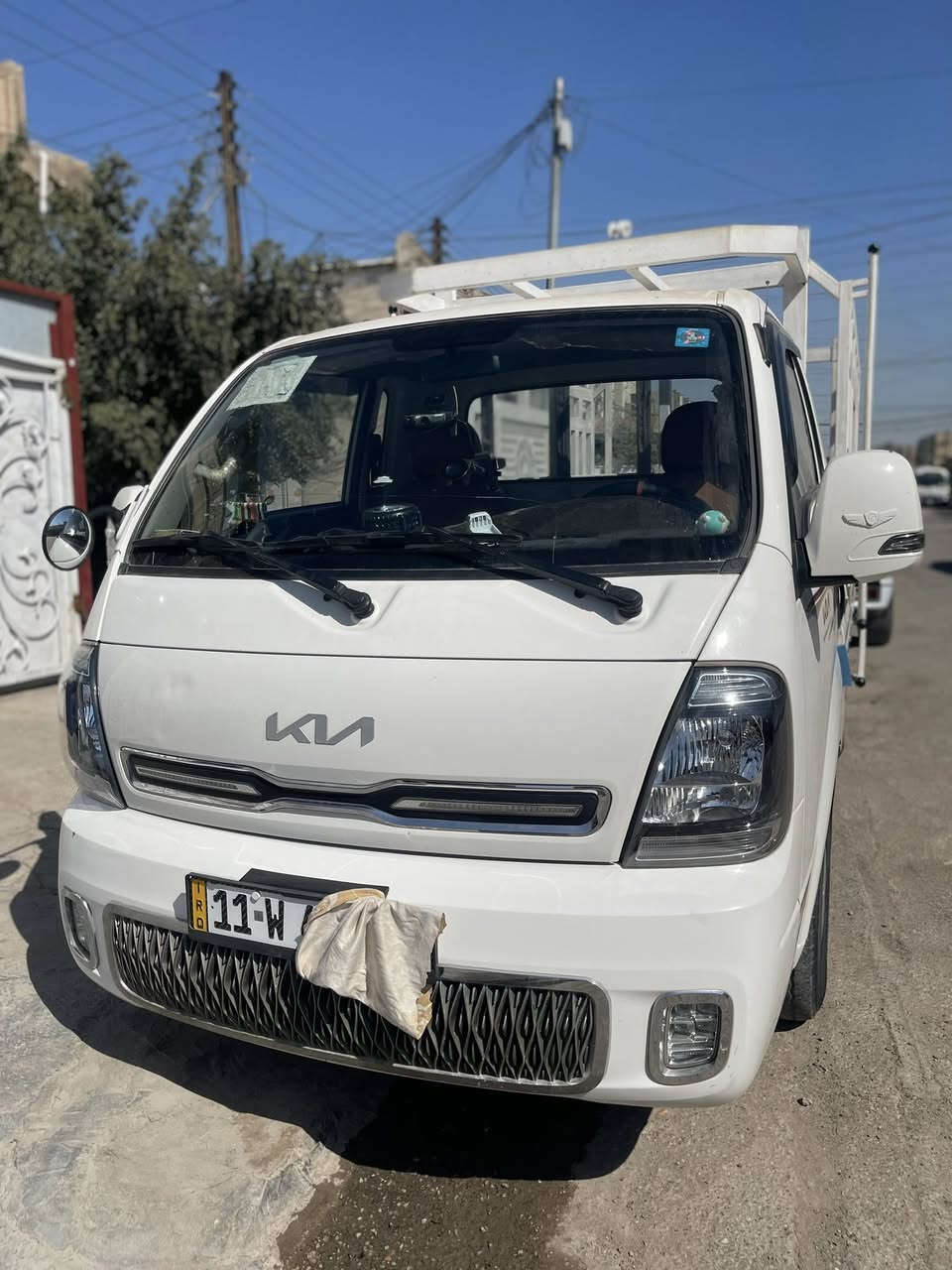 السلام عليكم كيا حمل للبيع مديل ٢٠٢٣ ماشيه ٥٣ الف العنوان بغداد الشعب للستفسار ***********
