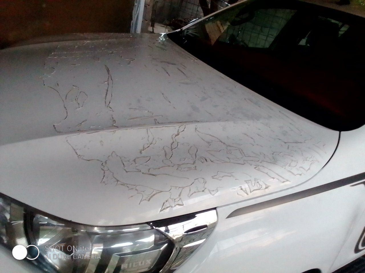 هايلوكس فور ويل للبيع موديل 19 مكفولة كفالة عامه سيارة جديدة كلش كير اوتماتيك سنوية لل29 اليوم طلعت من التجفيت سيارة جديدة بمعنى الكلمة بعدة سلفون الشركة على القمارة والبنيد للاستفسار الاتصال *********** مكان البصرة لدير
