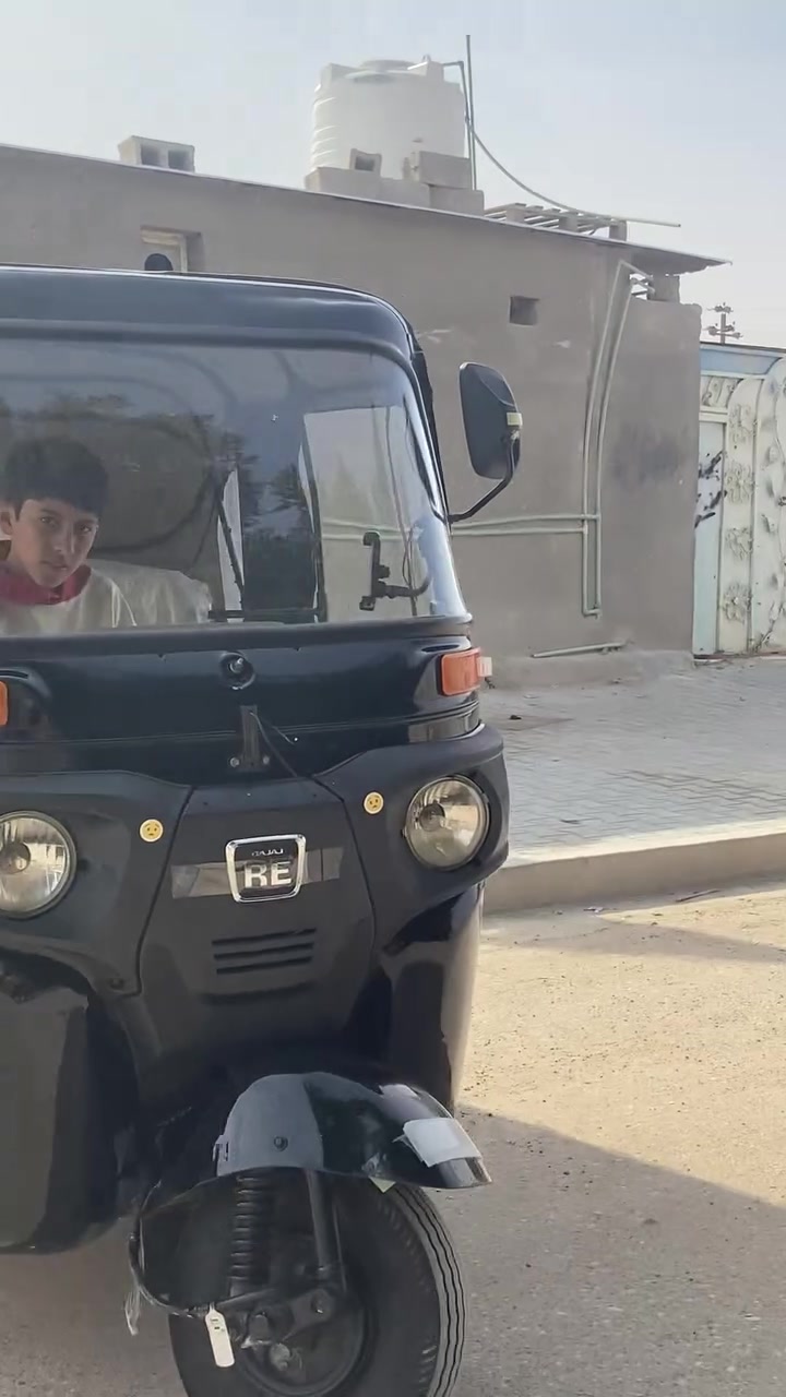 سلام عليكم شباب تكتك مديل واحد وعشرين تكتك نضيفه ملكوطه اخيسات كلهن رقم وسنويه بيها رشات صبق جماليه بدون معجون المكينه اكفلها الك من التنقيص والتبخير والبكن رقمي ***********المكانه البصره ام قصر تكتك اخت الزيرو السعر ٧٠٠٠بيها مجال قليل
