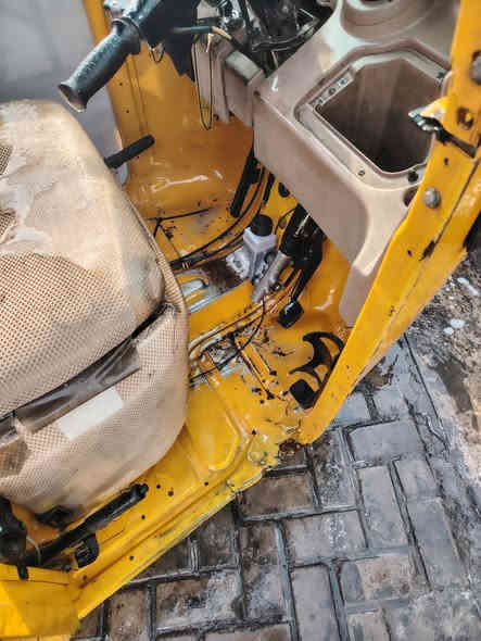 السلام عليكم ورحمة الله وبركاته تكتك للبيع 18 مكاني بغداد حي العامل مقابيل مسبح الرافدين السعر 5 ملاين مو شراي لا يدخل خاص والرقم *********** اذا ادخلي خاص والتكتك بيها مجال تواصل ع هل رقم متواجد صاحبها موجود وهاي كدامكم واضحه الصور
