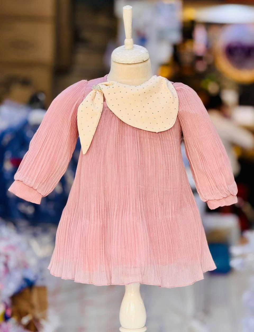 فستان بناتي أنتيكا قياس 2-5 سعر الدرزن 198ألف
اقل طلب درزن للحجز والاستفسار يمكنكم مراسله الخاص


**إذا كنت صاحب هذا الإعلان وتريد حذفه لأي سبب، رجاءا أرسل رسالة إلى الدعم الفني**