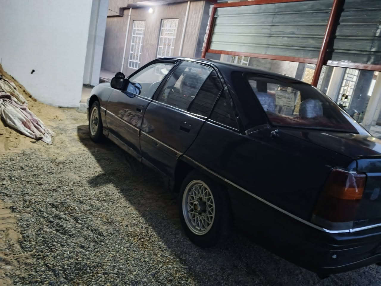 سلام عليم اوبل اوميكه موديل 91 كير محرك كفاله تخم تاير جديد كهربائية كله شغاله تحويل ثاني يوم رقم دولي جديد سياره باسمي صبغ عام جماليه مكفوله ضربه وخياس سعر 33 بي مجال مكانه رمادي تصال ***********
