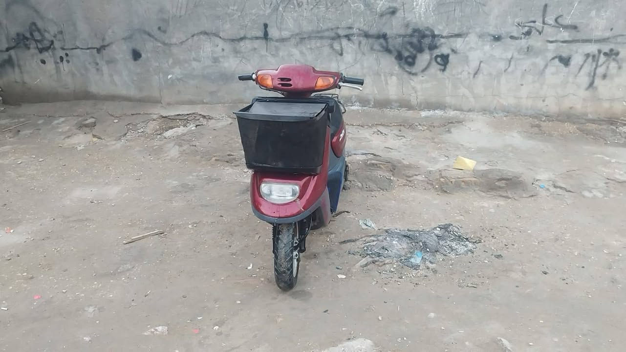 السلام عليكم دراجه منغولي بلاديه 2003 ما مفتوحه كل شيء شغال العنوان كربلاء سايدين حي الغدير سلفن دور الشراي نتصل على هذا الرقم دراجه بلاديه***********
