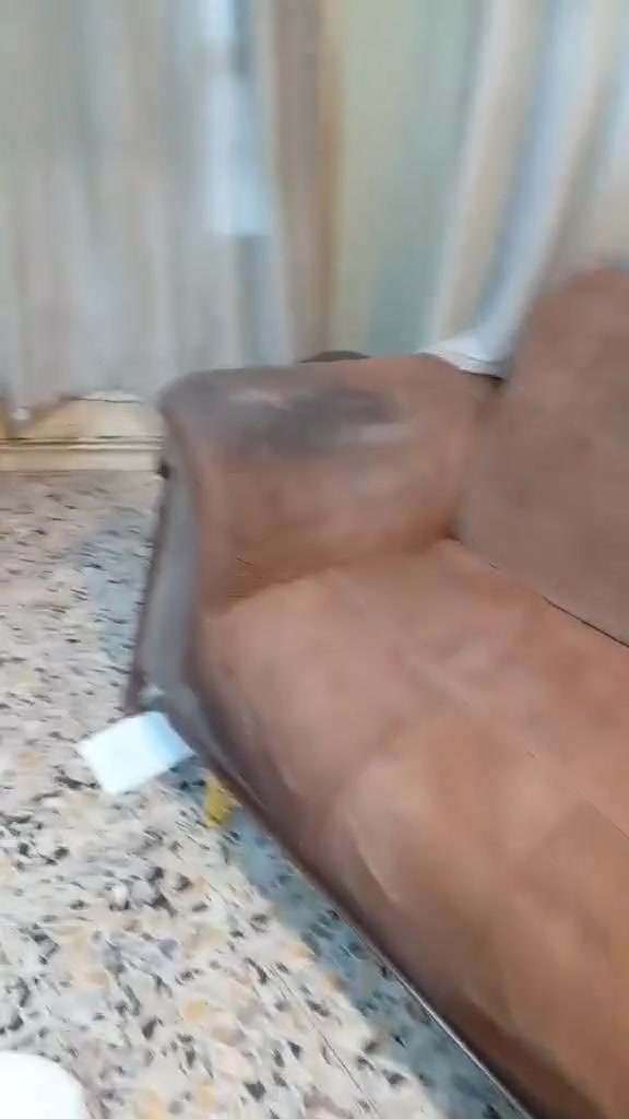 تخم للبيع بس يرادله غسل يطلع جديد مقاعد اسفنج عاليه مبدل رجلين جدد حتى يصير اقوى مستعجل عالبيع


**إذا كنت صاحب هذا الإعلان وتريد حذفه لأي سبب، رجاءا أرسل رسالة إلى الدعم الفني**