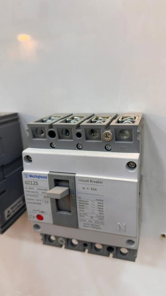 احصل على أداء مستقر ومضمون للكهرباء مستوى جديد من الأمان والاستمرارية مع ATS من شركة GL Electric، المصمّم لضمان انتقال سلس وفوري بين المصدرين الرئيسي والاحتياطي دون انقطاع

📥للاستفسار والطلب: يرجى مراسلة بريد الصفحة.
#تحويل_الطاقة #استقرار_الطاقة #الشورجة #كهرباء #بغداد


**إذا كنت صاحب هذا الإعلان وتريد حذفه لأي سبب، رجاءا أرسل رسالة إلى الدعم الفني**