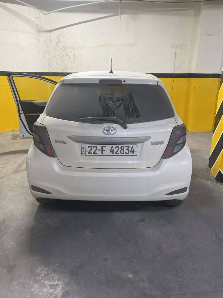 یارس مۆدێڵ 2013 خەلیجی  مەکینـــەگەورە پێنج بالیف سوکان ڤۆلیۆم  گێرو مەکینەی بەشەرت یەک پارچەی  سبوغە لای سەکن بئ لێدرانە پێش وپشتی کەپسە بەناوی خۆمانە 200دۆڵارێک غرامەی لەسەرە سعری فڕۆشتن103معاملە ***********    *********** سوران, أربيل
