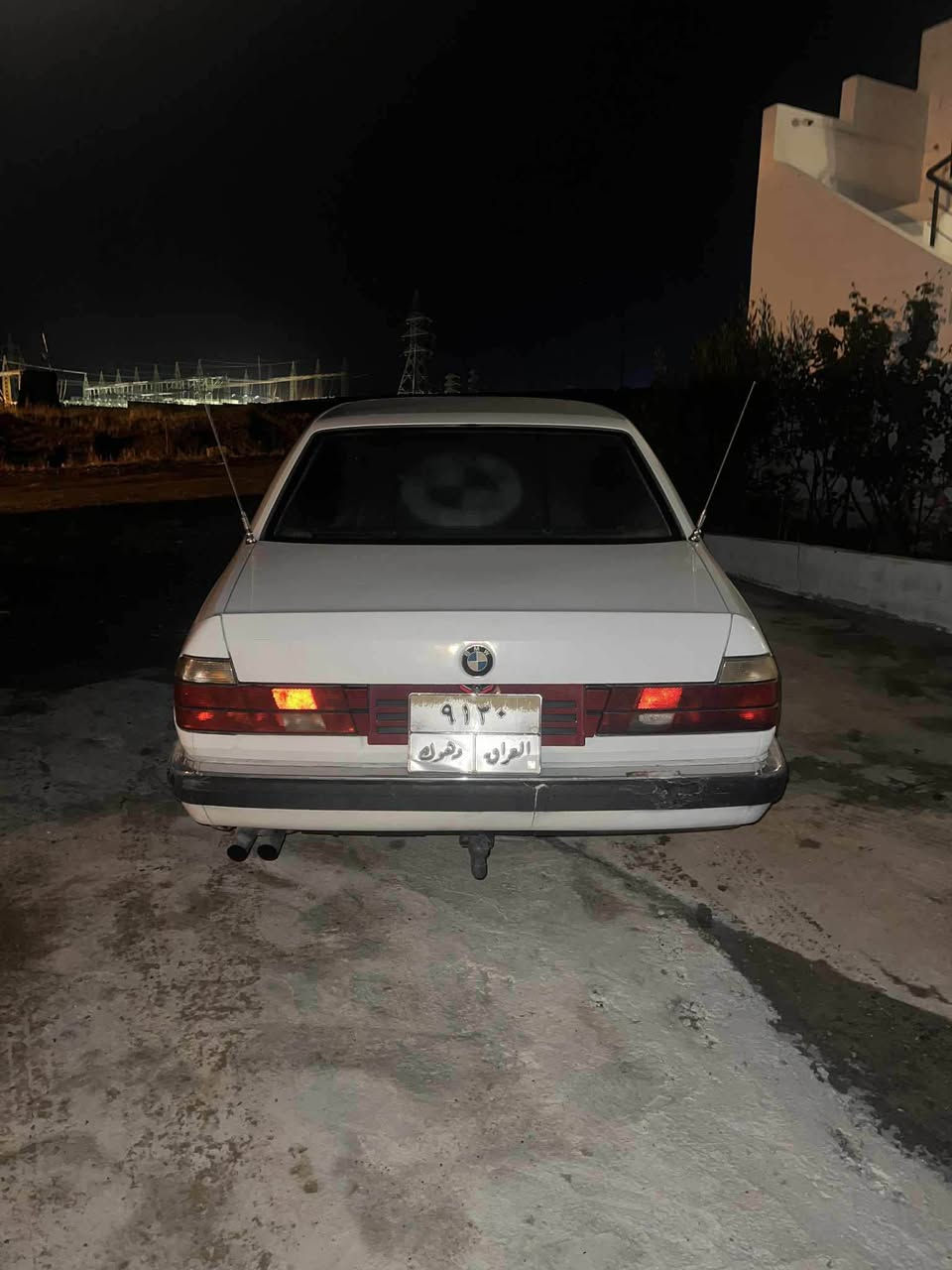 ١٩٩٠ بیئێم ٧٣٠ تۆماتیك 
بێبۆیاخ سڵاید چوارجام كارەبا  فوول فوول 
كامل جیز هەموو گیانی ئیشەكا ویل مشەبەك  تەحویل غرامە بڕاوە بەشەرت  
قەترە بۆیاخی نیە 👌🏻✅
ویل مشەبەك تایەو ویل تازەی لەژێرە 

كارەباییاتی نەفسی بیلادە  چوار ڕەقەمی دهۆك  تەنها سەنەوی بەسەرچوە   
بێ مەسرەف تاقم پێش و دوا لۆك 

٦٣ گەڵاو مەجالێكی زۆركەم 
تكایە ئەگەر مشتەری نیت لەكاتی خۆت و منیش مەگرە‼️

***********
*********** السليمانية, العراق
