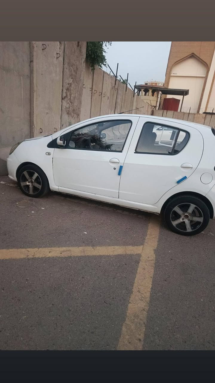 🚗 سيارة للبيع: جيلي باندا (Geely Panda) موديل 2012 🚗
السلام عليكم.. للبيع سيارة جيلي باندا موديل 2012 السيارة بحالة جيده ونظيفة  وجاهزة للاستخدام وما تحتاج أي مصروف (مال بيت).
 مجهزة بشاشة أندرويد حديثة ومتكاملة.
  تحتوي على كاميرا خلفية  للمساعدة بالركن 
 والتبريد تبريدها ممتاز (جيد جداً وشغال 100%) وبارد بالصيف.
السيارة نظيفة ومحافظ عليها.
 السيارة اقتصادية بالبنزين ، حجمها حلو 
  💰السعر المطلوب:- (55)وبيها مجال حك الجيه
مكان التواجد:-بغداد، رحمانية الجعيفر قرب حديقة احمد الوائلي مقابيل حلويات سيكال 
 📞للتواصلوالاستفسار:- ادخل خاص


**إذا كنت صاحب هذا الإعلان وتريد حذفه لأي سبب، رجاءا أرسل رسالة إلى الدعم الفني**
