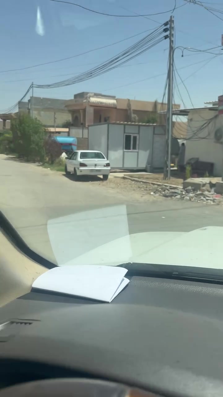 دار لبيع تكريت حي الجامعه خلف قاعه مسايه مساحه 300 مترصدر طير  عل شارع عشرين متر خمس غرف نوم البيت اقل شهر تستلم مفتاح فول سحب مغربي شبابيك امليوم بوب تركي ارتفاع ٢٥٠ ارضيه ام ١٢٠ في ستين  الاتصال عل رقم ***********
