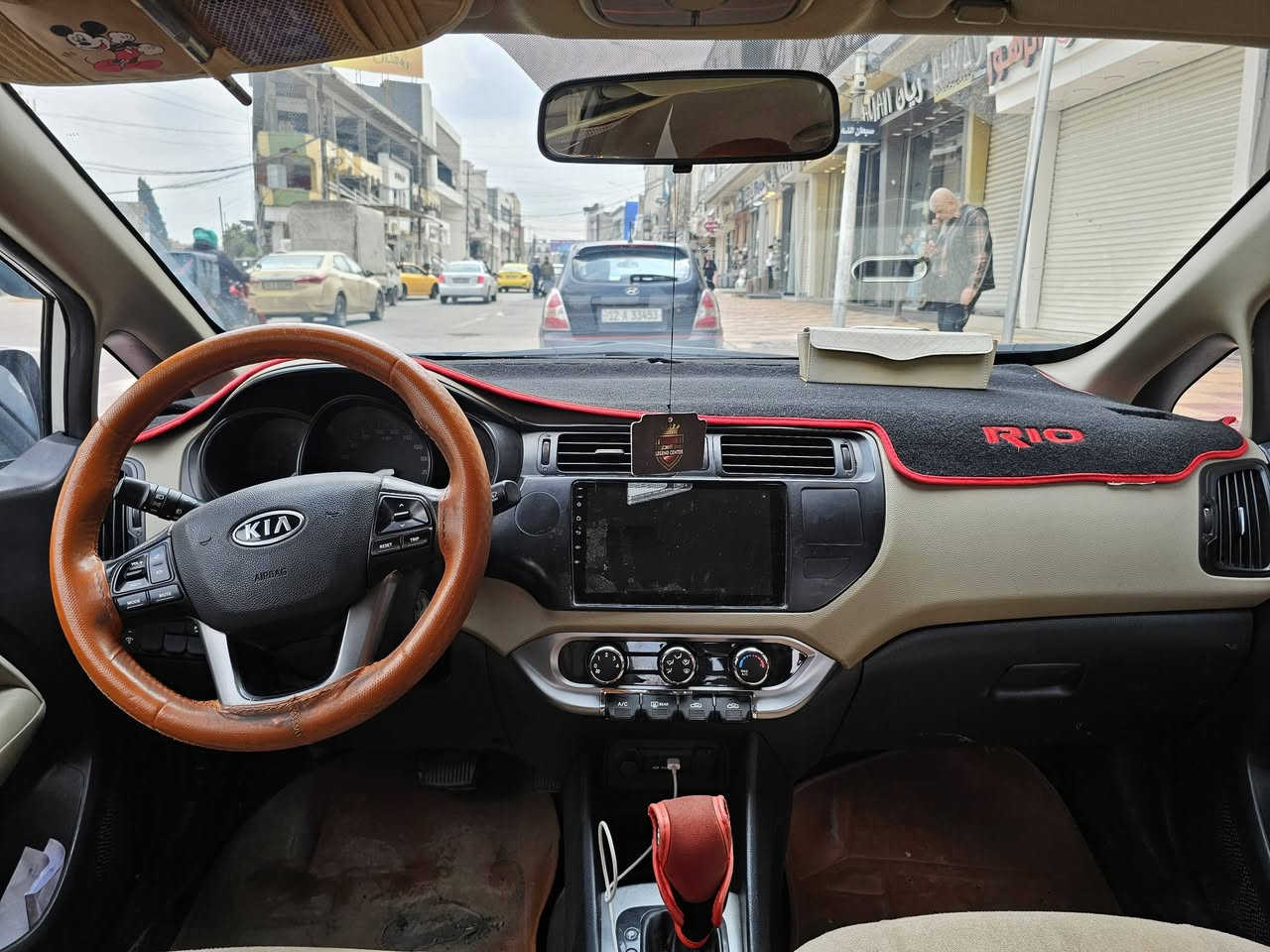 كيا ريو 2013 — خليجي
المحرك: 1.6 دوش 

رقم نينوى — دولي

كاربون بنزين

السنوية باسمي نهاية 28 

مواصفات فول كهربائي

كير أوتوماتيك

السيارة ضرر فقط  (دوسة)

بها صبغ بارد في مكان شبر واحد عند الباب الخلفي

بها رصعات كما هو موضح في السونار

السعر: 99 بيها مجال

للتواصل: ***********
