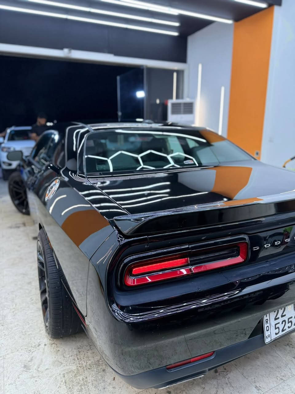 السلام عليكم 
جالنجر 2016 sxt
شاشه كبيره 
كفاله من اللغد
 والشاصي والإيرباك!
كفاله من التبديل والصبغ فقط خشم البونيد صبغ فقط باقي سياره كفاله عامه  
بدون ايرباك بشرط 
وصور حادي ب منشور 

أربيل هزه وسنويه كله جديد وباسمي 
مكان السياره بغداد شارع مطار بغداد قرب عباس ابن فرناس


**إذا كنت صاحب هذا الإعلان وتريد حذفه لأي سبب، رجاءا أرسل رسالة إلى الدعم الفني**