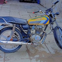 دراجه اربعه كير البيع الدراجه نضيفه كلشي شغال بيه كهربائيات شغاله تجي ...