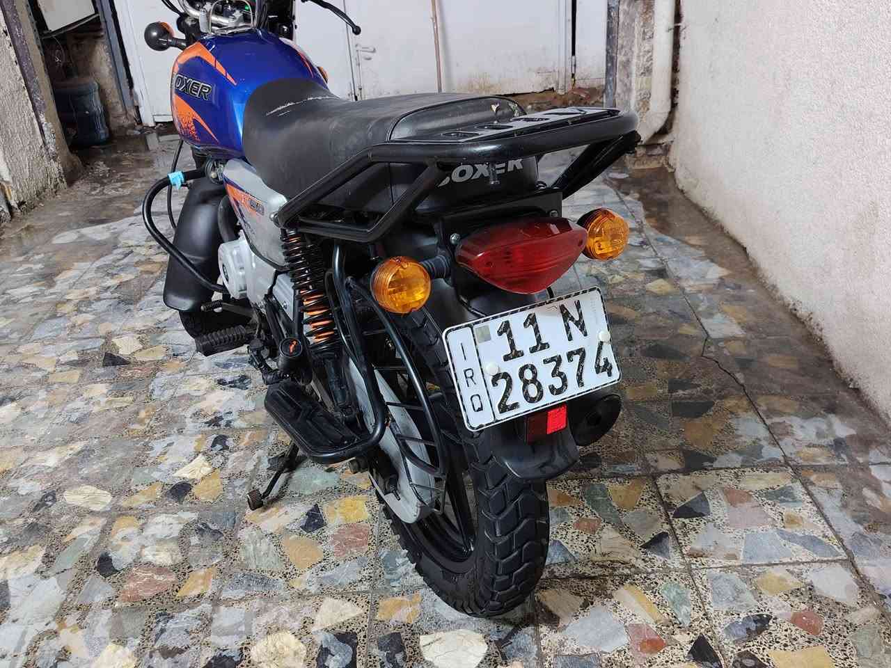 للبيع بوكسر /موديل ٢٣ دراجه نضيفه مامتعوبه ماشيه ٢٣ رقم انكليزي سنويه بأسمي خير من الله سعر المطلوب مليونين ونص بيها مجال بسيط للشراي مكان الدراجة بغداد الكفاح /الاستفسار ***********
