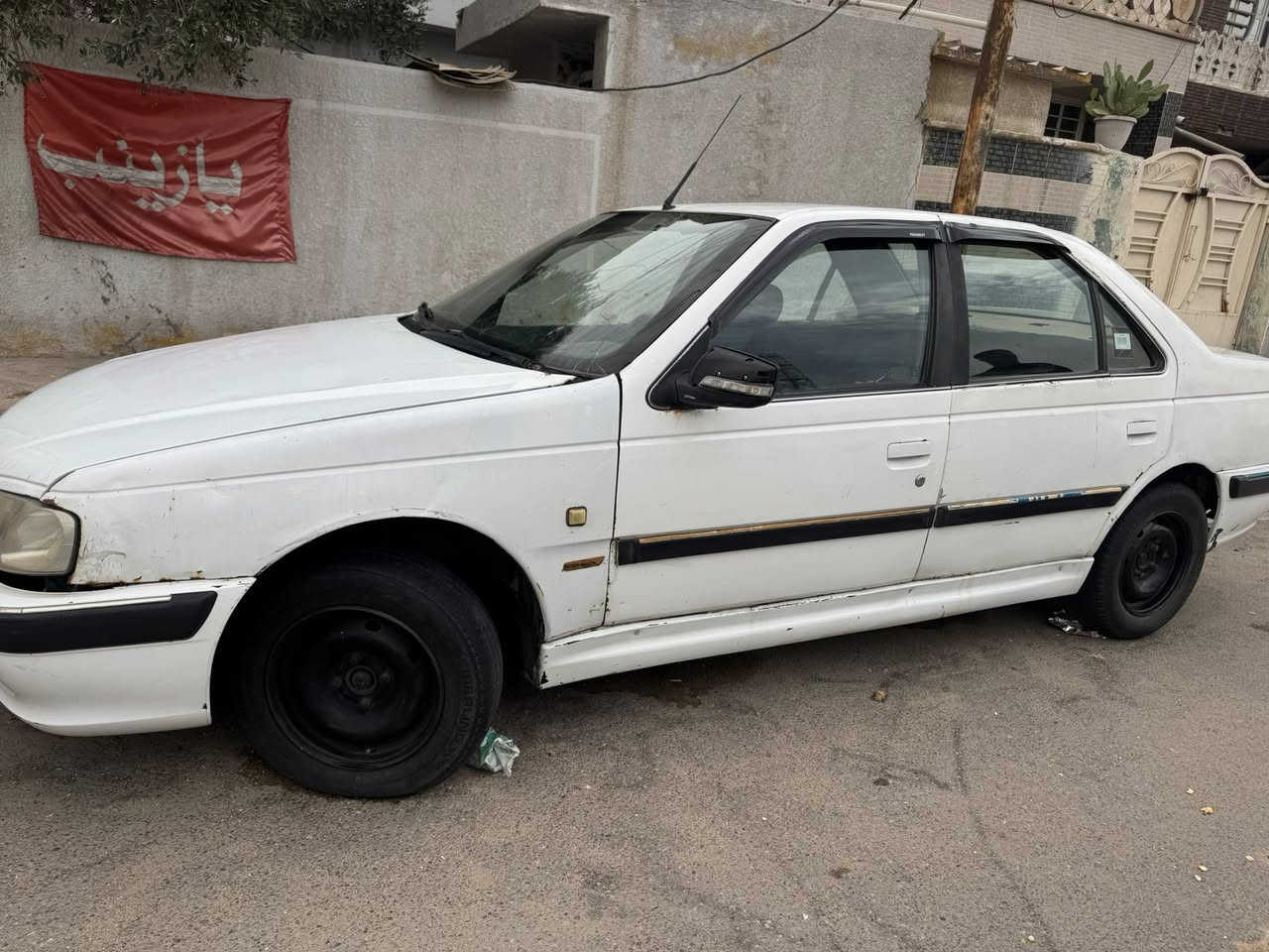 بيجو بارص 2015 سيارة بيهة ملاحظات بسيطة مكينة كير جدد بلادي سعر سيارة 30 ورقة مجال بسيط جدا مكانهة بغداد الشعب  التصال : ***********
