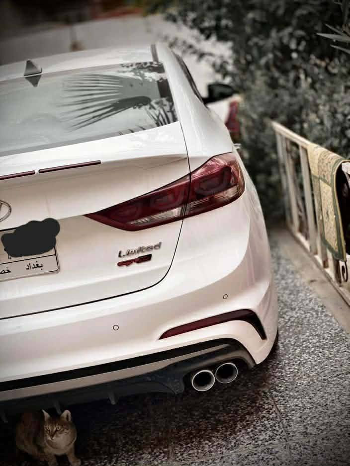 السلام عليكم للبيع النتراا ٢٠١٧ وارد كندي فول 1/1 رقم بغداد باسمي ضررها بنيد فقط وبدون دواخل  مكينه ٢٠٠٠ دوش المكان بابل جبله السعر 135 وبيها مجال  للاستفسار ***********
