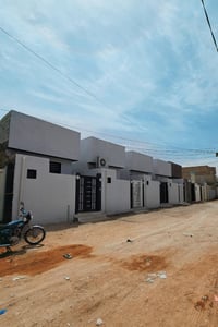 النجف الكوفة • ١٠٠م • دور سكنية