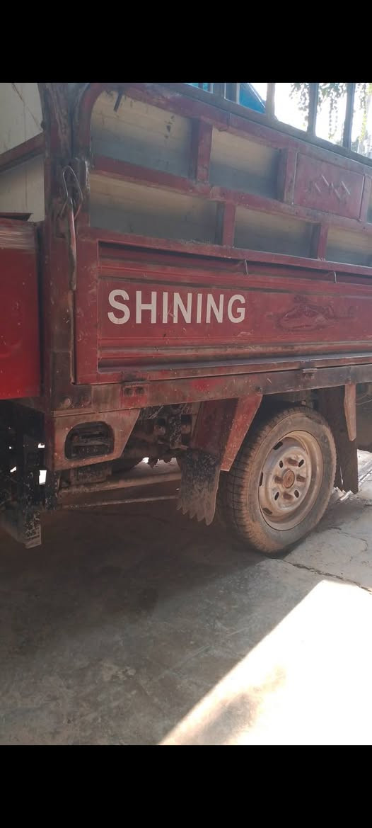 اكو هاي الستوته كلشي مابيها بس تنقيص المحرك والله ماشاء الله مثل الطير الكهربائية حلوه مابيهن شي ودبلات جديد اريد بيعهااااوتوصلو وياي خاص او عل وتساب***********سعرهاا750
