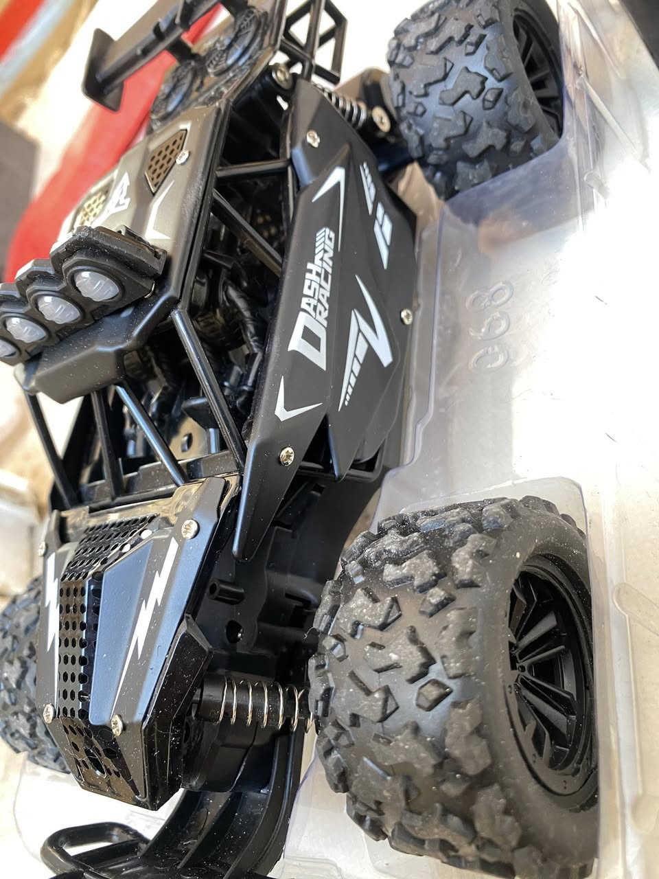 سياره مجسمه ودبلات وجوستك وياهه سرعتهه 20kmh السعر 25


**إذا كنت صاحب هذا الإعلان وتريد حذفه لأي سبب، رجاءا أرسل رسالة إلى الدعم الفني**