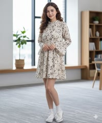 مقاس ٤٤ • مقاس ٤٦ • ملابس