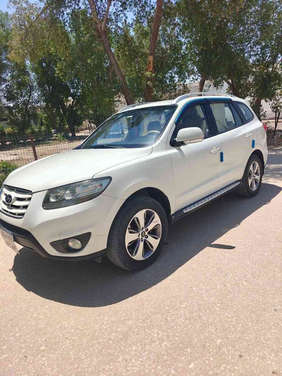 السلام عليكم ..
للبيع سنتافية 2011 خليجي  فول مواصفات ١/١  داخل قرميدي 
سيارة جديدة جداً بدون اي نقص محرك 4 سلندر مكفول 
رقم اربيل مشروع
المواصفات :-
١- فتحة ( سلايد ) 
٣- فول تحكم ستيرن 
٥- حساسات + كامره + شاشة كبيرة
٦- ٧ راكب 
٧- تبريد مركزي شاشة
٨- مري شفط 
٩- محرك 4 سلندر 
١٠- داخل بيجي 
١١- ثلاجة 
١٢-ويل فراشه كروم
وباقي المواصفات المعروفة للسنتافية 
ملاحظة (( سيارة بدون حادث وشرط الفحص فقط ...........))
عنواني ..........النجف الاشرف /قضاء المناذرة.......
السعر ..... 138 
للاستفسار ...... ***********
غير متواجد فيس بوك فقط في الواتساب
