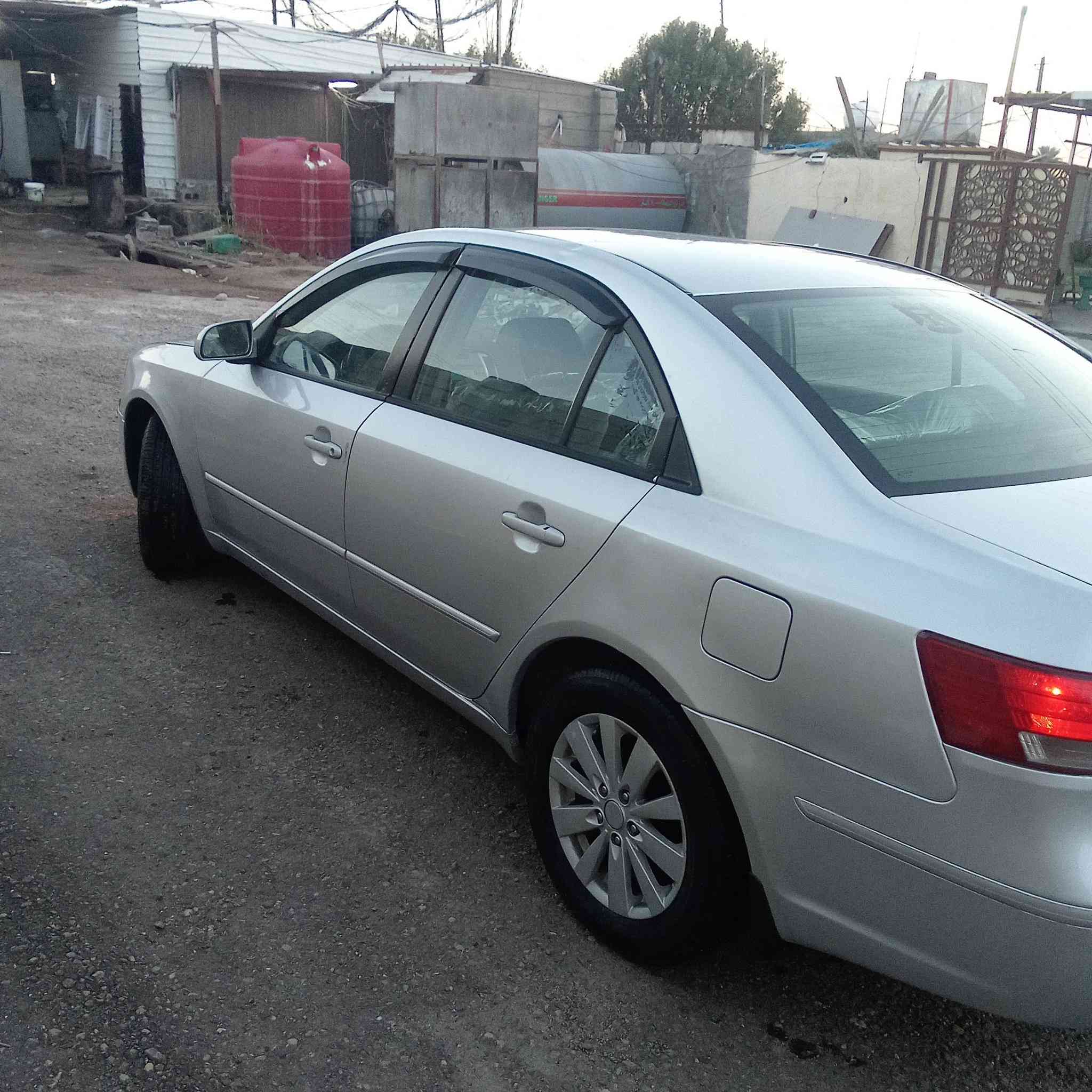 سوناتا 9 خليجي 2400
 من الاخير ربع متصرف عليه
 اربع قطع صبغ  بدون ضربه 
تلكيط هلالات  وشرط سونار 
موضربه   وبعده مامبوليش 
سعر 120 بغداد رقم
ومكاني ابوغريب 
***********
