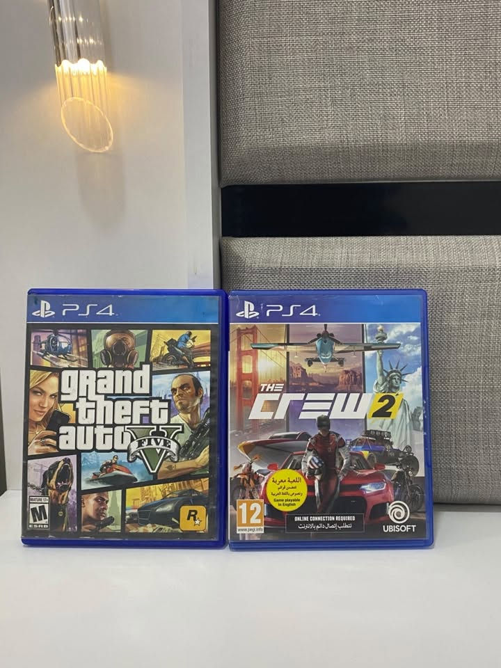 السلام عليكم اقراص PS4 نظيفة وجديدة بس قرص ماين كرافت غلافه ضايع والباقي كلهم حالتهم جديدة شخط ما بيهن تواصل ***********
