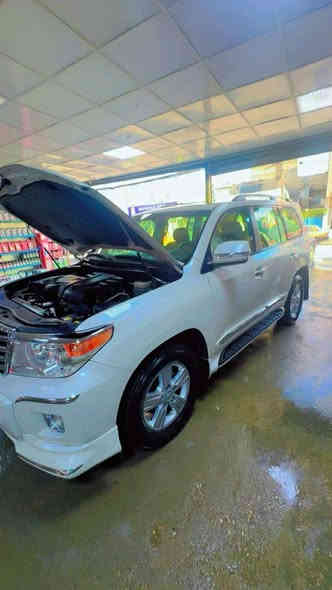 السلام عليكم 
للبيع فقط 

لاندكروز 2015 GX.R مكان السياره بغداد 
السياره بريم 
محرك 6 سلندر   
فول مواصفات 1/1
               ماشيه 142 الف
المواصفات
داخل لون ريجي
شاشه كبيره
فتحة سقف
مري شفط
مري قلاب
بصمة بيبان
بصمة تشغيل
تفتيح وتقفيل لمس
كامره خلفية
طفايه
حساسات امامي خلفي
بلوتوث
ثلاجة
ايكو
لد نهاري
دوسات ليزريه
تحكم استيرن
لايت زنون
كشن كهربائي ٣ دكم
تقفيل جام
اشاير ترحيب
8 ايرباكات
3 قطع تبريد
زراكات لايت
تبريد ثلج كير محرك مكفولات رقم بغداد دولي
السياره بيه الدعاميه الخلفيه مبدله فقط شرط لا ضربه ولا طخه   للاستفسار: *********** بغداد
