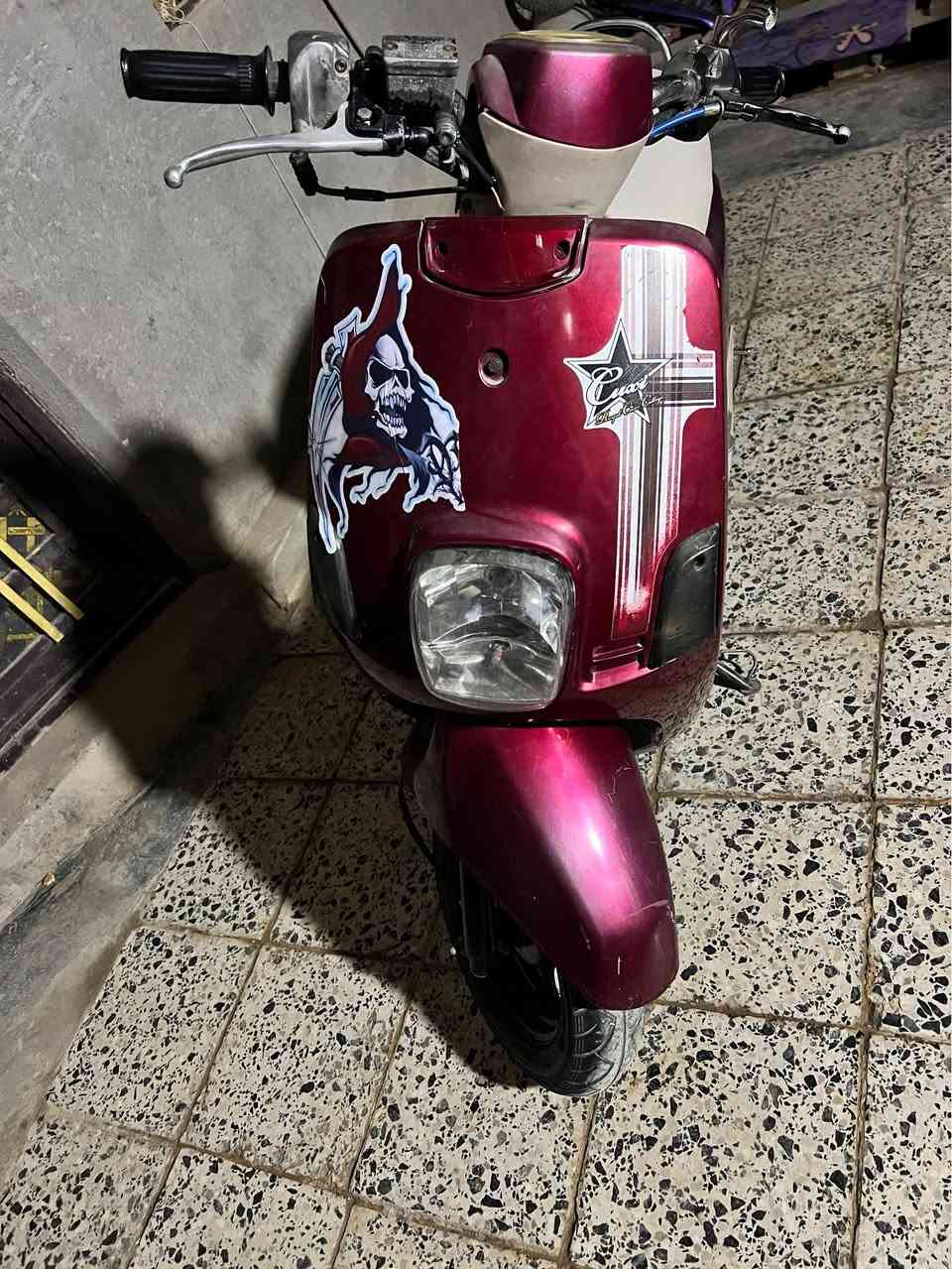 سلام عليكم دراجه ماكس بولسي 2007 دراجه احله من لصور بعد نضيفه كلش كابريتر مو نوزل  بوشه وسلف 55 كهربايات شغاله كلها سلف هندر سعرها 450 وبيها مجال قليل مكاني كربلاء حي العسكري رقم لمبايل ‭0783 624 0572‬ كربلاء, العراق
