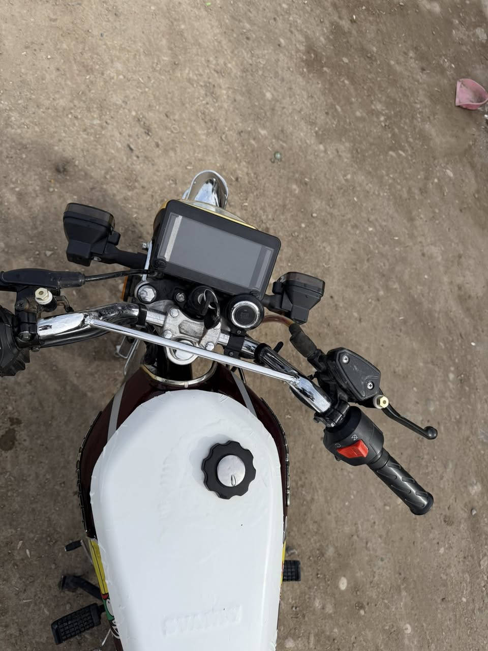 لبيع سيفان ٢٤     /***********
