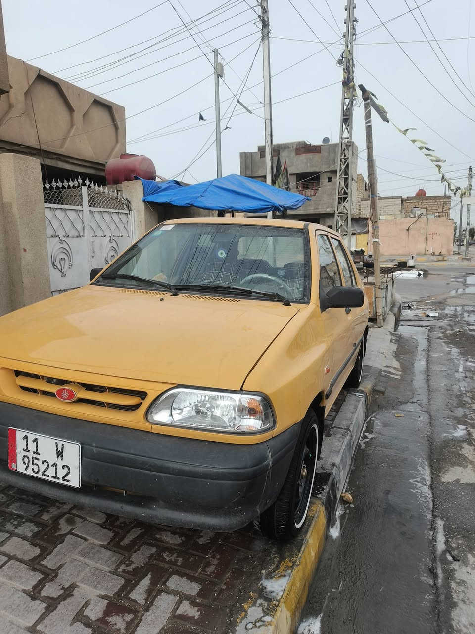 السلام عليكم سايبه موديل ٢٠١٧ مكفوله كير ومكينه وحداديه ومكفوله من صبغ بيهه بس بارد جاملغ الخلي شي بسيط مصفره ول هيئه مالتهه لل٢٠٢٧ مدفوعه سياره جاهزه الاستفسار اتصل ع هذا رقم ***********
