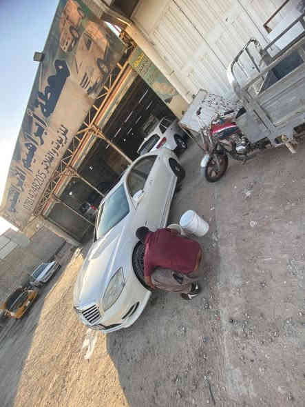 عمي رحمه لوالديك لتكلي امسح المنشور وجايك ومتجي شراي اخليك ع راسي 
مارسيدس 2012 اصل توين تيربو طيران 

كفاله عامه سرقه عشائر انتربول 

كفاله كير مكينه حداديه تخم تاير جديد 

فول مواصفات فتحه كشنات خزن ميموري ستيرن كهرباء 

جكات تصعد وتنزل 

نضامين قياده بردات كهرباء 

مفوله السياره دواخل نظيفه 100/100 

متؤمه ارقام وسنويه شرط حاسبه 

للامانه نقصها كبات ويل بس والويل والله ماخذه 9 اوراق 

شراي تشلع عيوني 

سعر 100 وبيها مجال حك الجيه
***********
