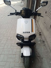 دراجه شحن للبيع جديده والرقم خاص 07703526286