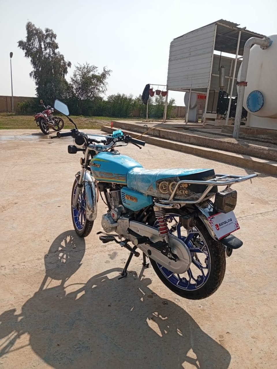 سلام عليكم حبايب هاي دراجة موديل ٢٠٢٥ تشغيل بصمة وتشغيل عن بعد صارهة قبل ١٥ يوم نزلت من صندوك سعرهة ٨٠٠ وبيهة مجال لشراي   رقم الهاتف ***********
