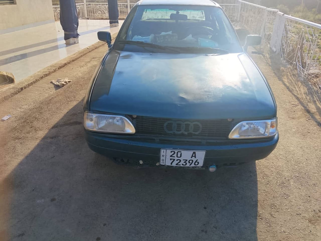 سياره اودي موديل 1991 رقم نكليزي جديد 
محرك كير شرط والبدي شوف العين صبغه جديده 
حداديه جاهزه تخم تاير جديد 
السعر 22 وبيه مجال للطيبين 
مكان السياره ميسان حي الوحده 
الستفسار اكثر اتصال على الرقم ***********
