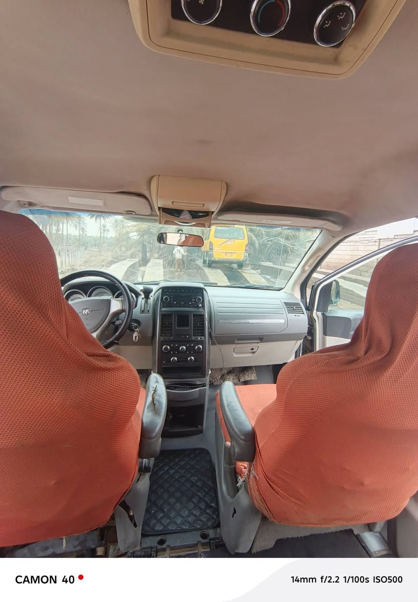 سلام عليكم من رخصت الادمن للبيع او مراوس حسب القناعه دوج كرفان SE 2008 رقم ديالئ انكليزي بسمي تريد تحويل تريد وكاله مكينه وكير خير من الله  حداديه 80/100 تخم تاير باتري جديد منضومه بانزين جديده مصبوغ حزام حادثه باب السلايت  3 قطع تبريد كشنات منفصل.  سياره خير من الله......  ملاحضه سياره تريد ترتيبات.. السعر 90&وبيه مجال للطبين مكاني كربلاء طوريج *********** /***********
