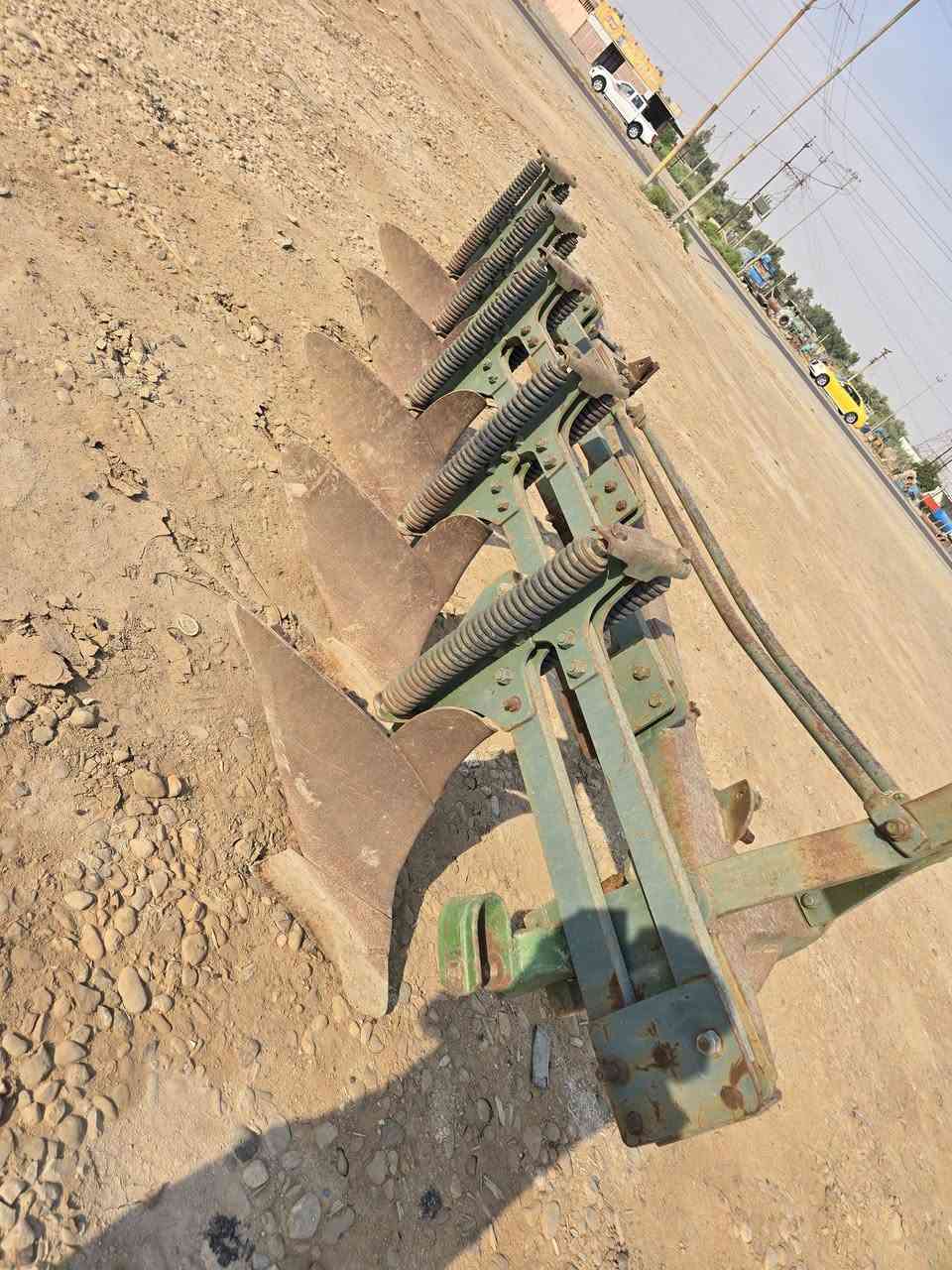 فدان البلير خماسي ابو سبرنك جاهز للعمل كل نقص ما بيه
عنوان /واسط_قضاء العزيزيه 
***********
***********
